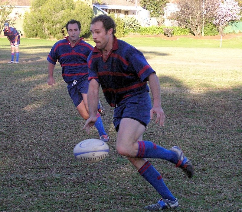1st XV - Andy kicks, Dougy in support